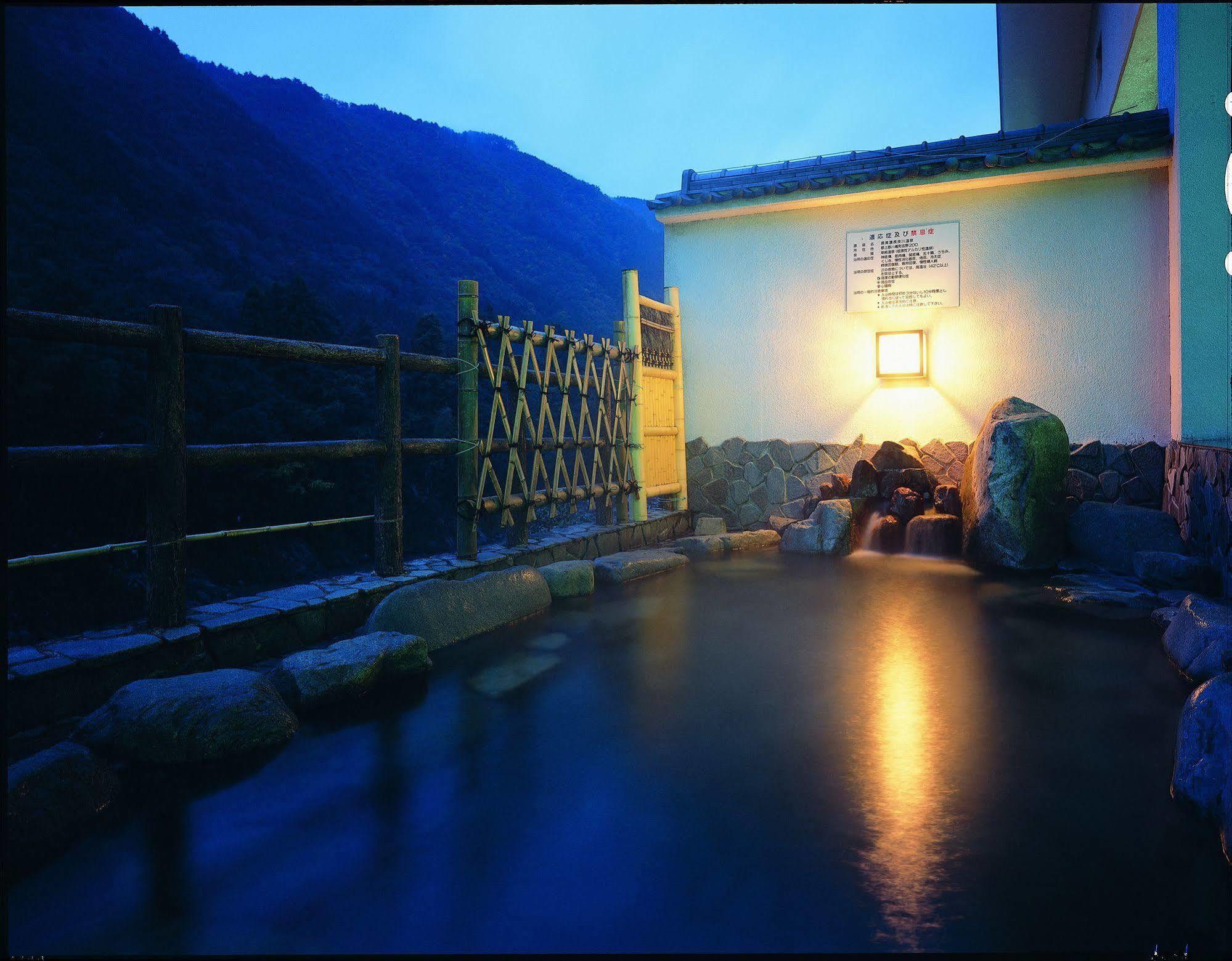 Hotel Gujo Hachiman Kültér fotó